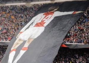 Ajax Amsterdam Fans gedenken Johan Cruyff 