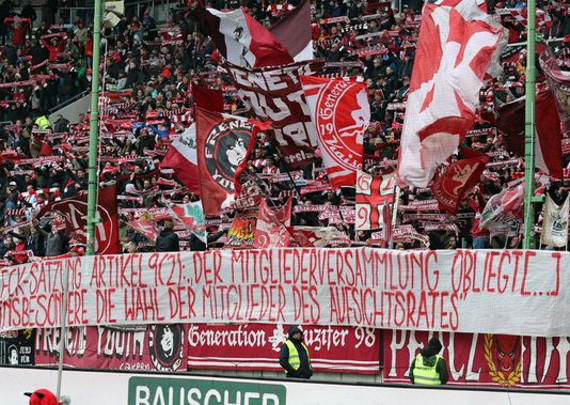 1. FC Kaiserslautern - SpVgg Unterhaching (04.05.2019) 4:0