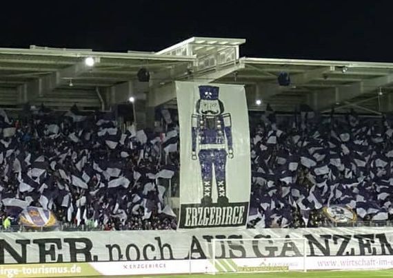 FC Erzgebirge Aue - SSV Jahn Regensburg (13.12.2019) 1:0 