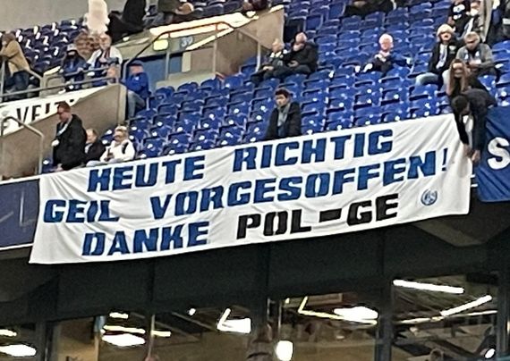 FC Schalke 04 - Dynamo Dresden (23.10.2021) 3:0