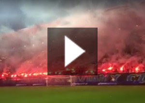 Videos: Die Pyroshow der Arka Gdynia Fans