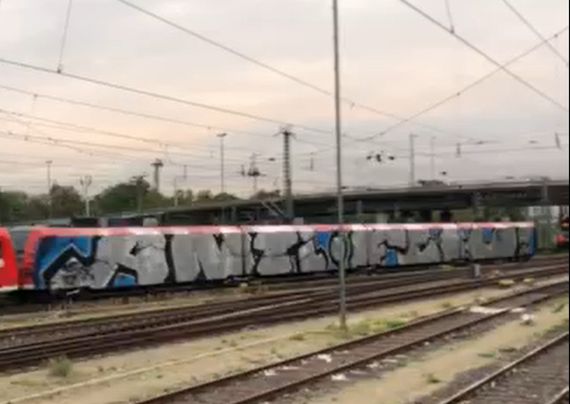 Entstehungsvideo zu „ANTI FCK!“-Graffiti veröffentlicht