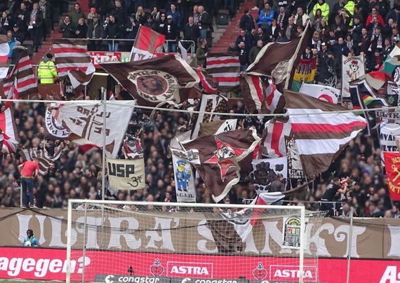 Ultrà Sankt Pauli kehrt zurück in Stadion